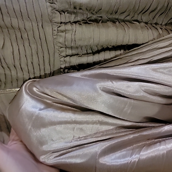 NWT DRESS - Picture 8 of 11